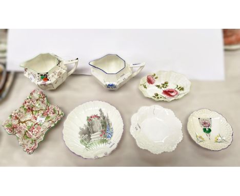 2 Shelley milk jugs; 5 Shelley trinket dishes