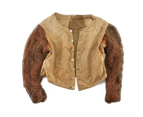 dating: 18th Century provenance: India, Short, fabric jacket with arm sleeves protected by a coat of mail, composed of rings 