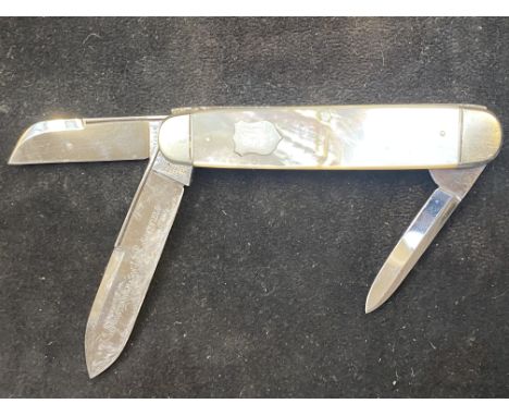 Large pen knife with mother of pearl handle 