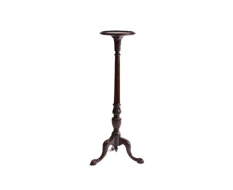 A George III style mahogany pillar torchere with dish top and tripod base, 122 cm highNo apparent faults.