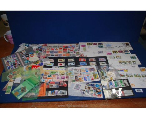 A small quantity of mixed stamps, 'Polska' Chinese peoples republic, Red China, Mongolia, and many other countries and seven 