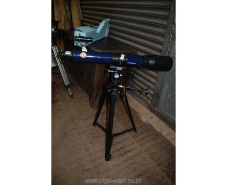 A Bresser 70 x 700 Telescope with matching tripod
