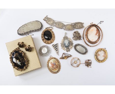 A collection of jewellery to include; a Victorian unmarked yellow metal possibly 15ct gold, Etruscan framed cameo brooch, rep