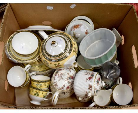 Minton Ancestral tea service along with Wedgwood India tea services and other ceramics (Q)&nbsp;