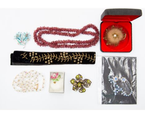 A collection of costume jewellery to include an Edwardian black velvet choker with bead decoration, 1910-1918, a garnet chip 