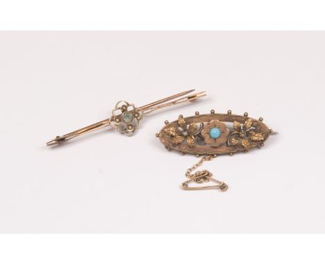 An Edwardian paste set bar brooch, open work detail set to the centre with a blue paste stone with seed pearl surround, unmar