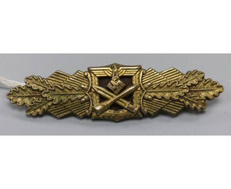 An army Close Combat clasp