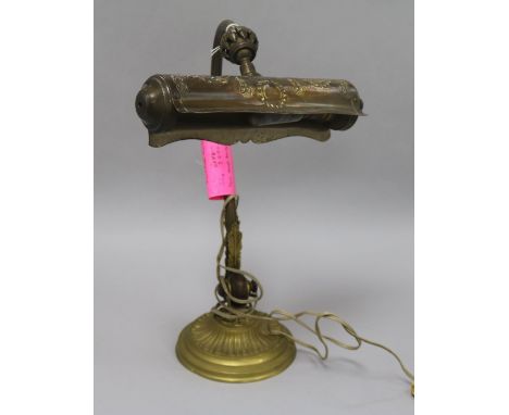 An Art Nouveau French fleur de lys students lamp