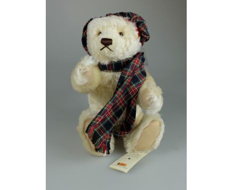 Steiff teddy bear Winter