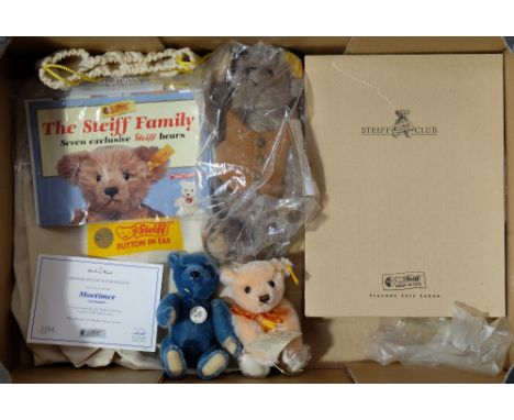 A collection of Steiff teddy bears to include Grandpa Bear, Miniature historisches bear, miniature Holland Bear 1995, Steiff 