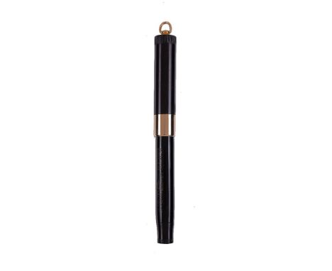 Parker, Duofold Lucy Curve, a lady's black fountain pen, the cap with suspension loop and cap band, button filling system, un