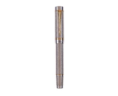 Parker, Duofold CP5 Vintage, a limited edition silver coloured fountain pen, no. 0599 of 1888, the cap with gilt arrow clip a