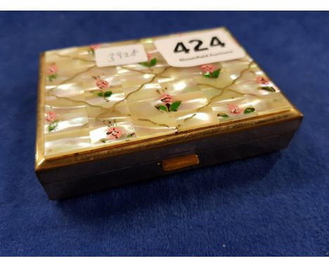 VINTAGE MUSICAL COMPACT 