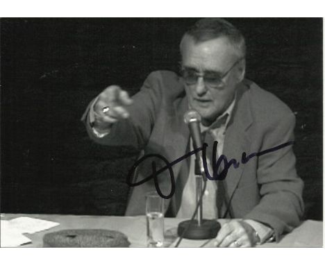 Dennis Hopper signed 6 x 4 b/w photo at press conference. Good condition