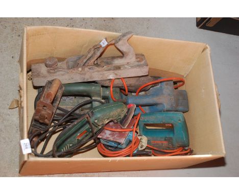 Two Jack planes, jigsaw and various spanners (belt sander no drive).