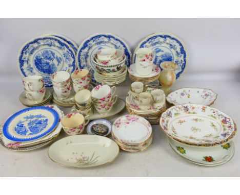  Melba China, Royal Worcester, Portmerion, Hutschchenreuther, Other - Ceramics to include a Melba China tea set in the 'Rosly