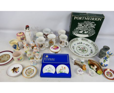 Mixed ceramics to include Portmeirion, Royal Doulton, Victorian Doulton Lambeth vase (11 cm height), Snow White & The Seven D