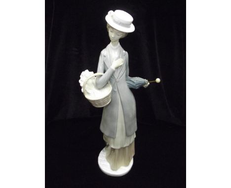 Nao figure of a lady 37cm with original box