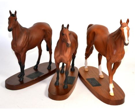 Beswick Connoisseur Horses : Arkle, model No. 2065, Red Rum, model No. 2510 and The Minstrel, model No. 2608, all bay matt, o