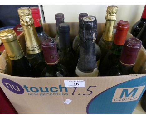 Twelve bottles of assorted mixed mature drinking and sparkling wine 