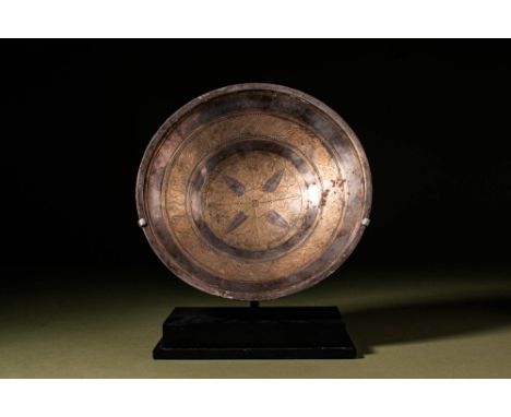 Ca. 300 - 200 BC.A Hellenistic shallow gilt silver bowl. The interior is decorated with chased and gilded embellishments, dep
