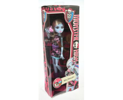 Mattel Monster High Abbey Bominable Coffin Bean doll, 2013, BHN05, NRFB, Near Mint to Mint, within within Good to Good Plus p