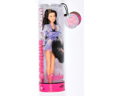 Mattel Barbie Fashion Fever doll, 2005, J4176, Near Mint to Mint, NRFB, within Good Plus to Excellent packaging (surface scuf