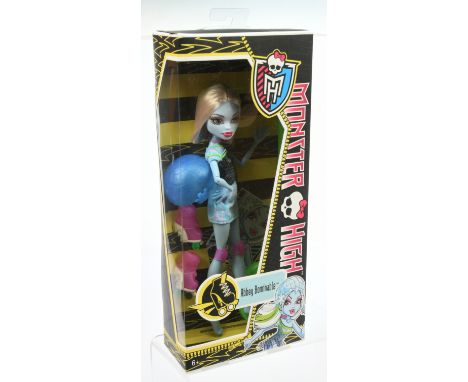 Mattel Monster High Abbey Bominable Skultimate Roller Maze doll, 2012, Y8349, Near Mint to Mint, NRFB, within Excellent to Ex