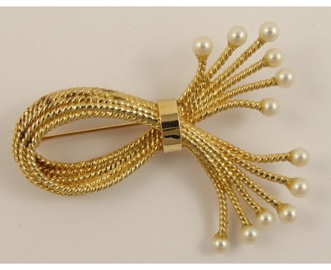 A yellow metal pearl set spray brooch 14k engraved to the back, weight approx 13.4gms, dimensions 53mm x 40mm