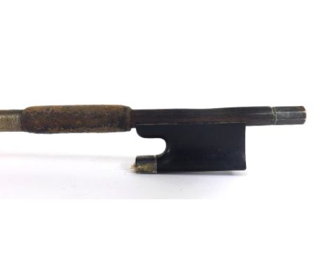 Silver mounted violin bow, unstamped, the stick round, the ebony frog plain and with a silver overlaid ebony adjuster, 53gm (