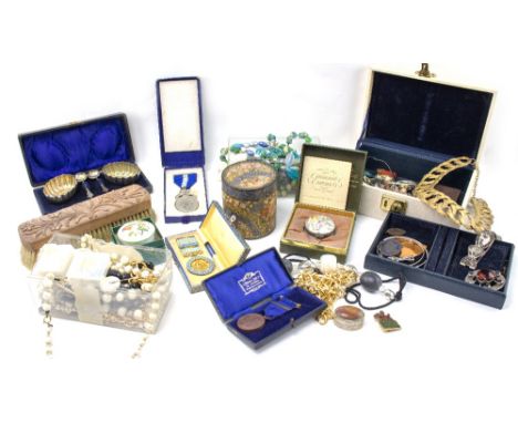 A MISCELLANEOUS COLLECTION OF COSTUME JEWELLERY a Crummles enamelled box, Kashmir lacquered box, Masonic medal etc 