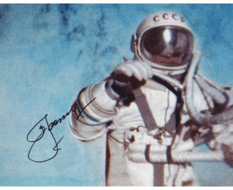 Alexei Leonov 10x8 signed photo of the first man to undertake a space walk. Good condition. Good Condition. All signed items 