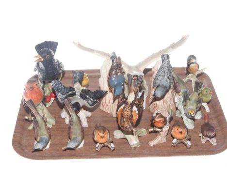 Tray of various Goebel birds including Mute Swan, Black Bird, Nuthatch, etc