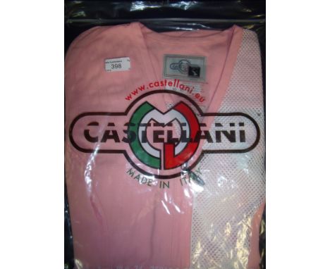 Brand new Castellani ex shop stock sealed in packet pink shooting vest R.H size 40