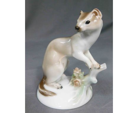 Marder. Porzellan. Rosenthal.Porzellanfigur "O. Obermaier" Modell 170. Höhe 10,5 cm. Versand kann organisiert werden.Marten. 