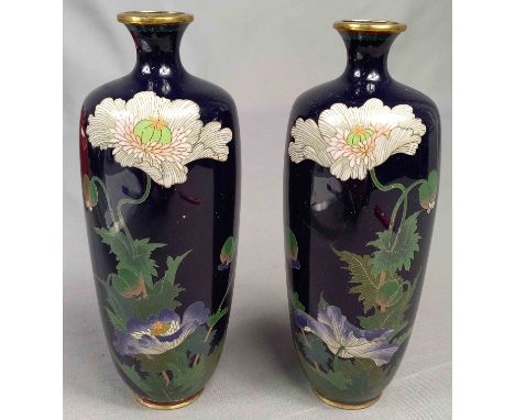 2 Cloisonné Vasen Japan. Alt.Je 15 cm hoch. Ein Paar. Handarbeit. Zellenschmelz oder Zellenemail. Blumendekor. Versand kann o