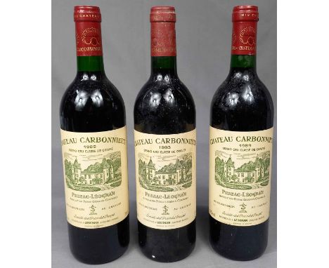 1989 Chateau Carbonnieux Grand Cru Classé.Pessac Leognan A.C.. 3 ganze Flaschen Rotwein Graves Bordeaux Frankreich. Je 12 % v