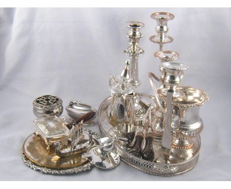 Silver plate, including a three light candelabrum, a pair of salad servers with mottled black ceramic handles, a " Queen Anne