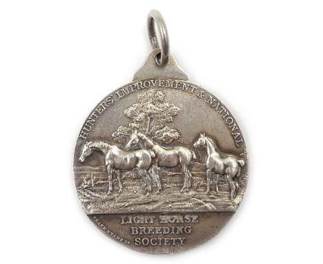 Silver medal 'Light Horse Breeding Society - Hunters' Improvement' 1928, raised hunting and pastoral paddock scenes front and