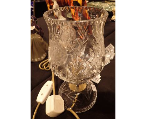 Crystal table lamp H: 30 cm CONDITION REPORT: All electrical items in this lot have been PAT tested and have PASSED. THIS DO 