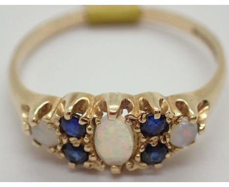 9ct gold vintage style opal and sapphire ring size M / N CONDITION REPORT: Full English hallmarked no damage to ring or stone