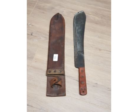 BRITISH ARMY JUNGLE MACHETE WITH LEATHER CASE 1943