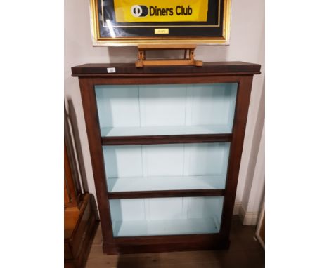 VINTAGE MAHOGANY 3 SHELF DISPLAY CABINET