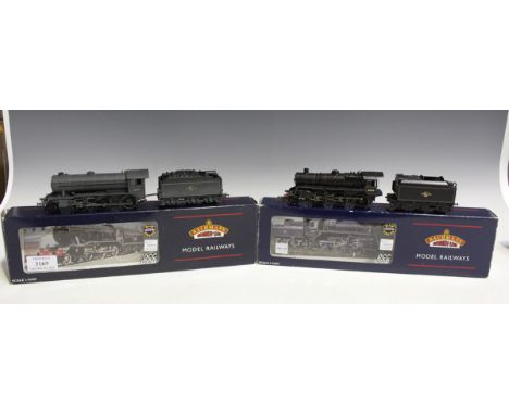 Four Bachmann Branch-Line gauge OO locomotives and tenders, comprising No. 32-951 Standard Class 4MT, No. 32-275K K3 Class (w