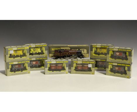 A Wrenn gauge OO/HO W2219 tank locomotive 2679 LMS, boxed with instructions, together with ten items of Wrenn and one item of