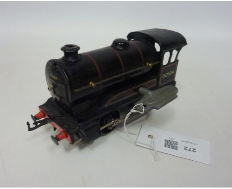 Hornby Type 50 clock work engine no. 60199 painted in black and red Condition Report Click here for further images, condition