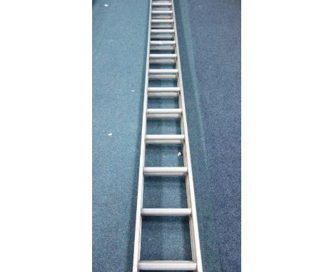 Clima D1245 CLASS 2 aluminium step ladders 4.5m - 8.4m Condition Report Click here for further images, condition, auction tim