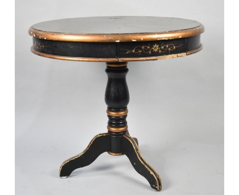 An Edwardian Chinoiserie Circular Tripod Table with Gilt Decoration, 66cms Diameter