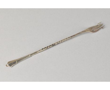 A Silver Pickle Fork by William Devenport with Twisted Handle and Onslow Type Finial, Birmingham Hallmark, 15.5cm Long