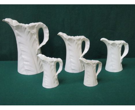 SET OF FIVE GRADUATED ROYAL WORCESTER FERN PATTERN CERAMIC JUGS, LARGE JUG APPROXIMATELY 21cm HIGH